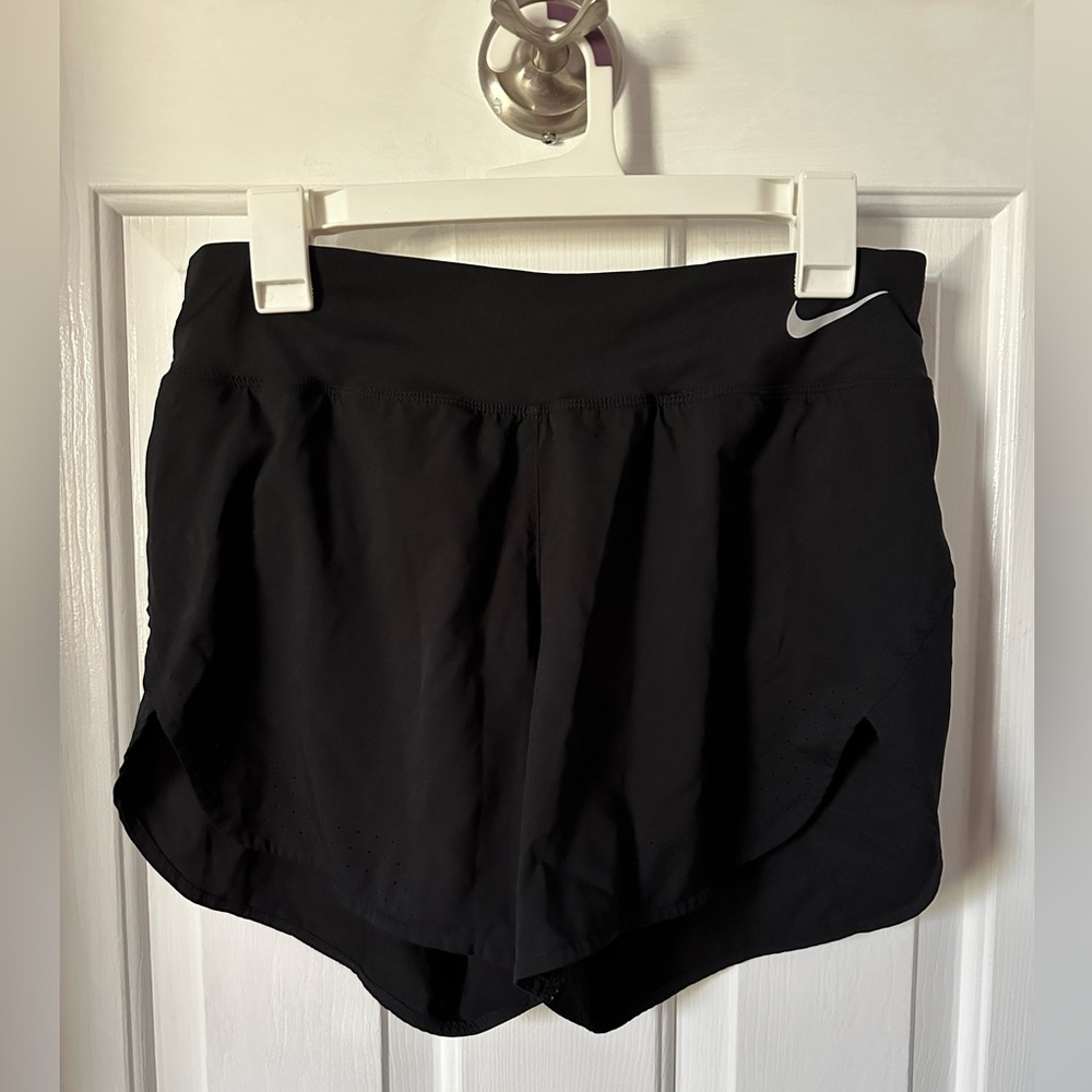 Black Nike running shorts in great condition! Pretty much new
